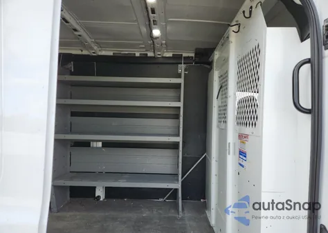 2019 Ford Transit T-250 z USA, uszkodzony, nr VIN 1FTYR2CM6KKA88594